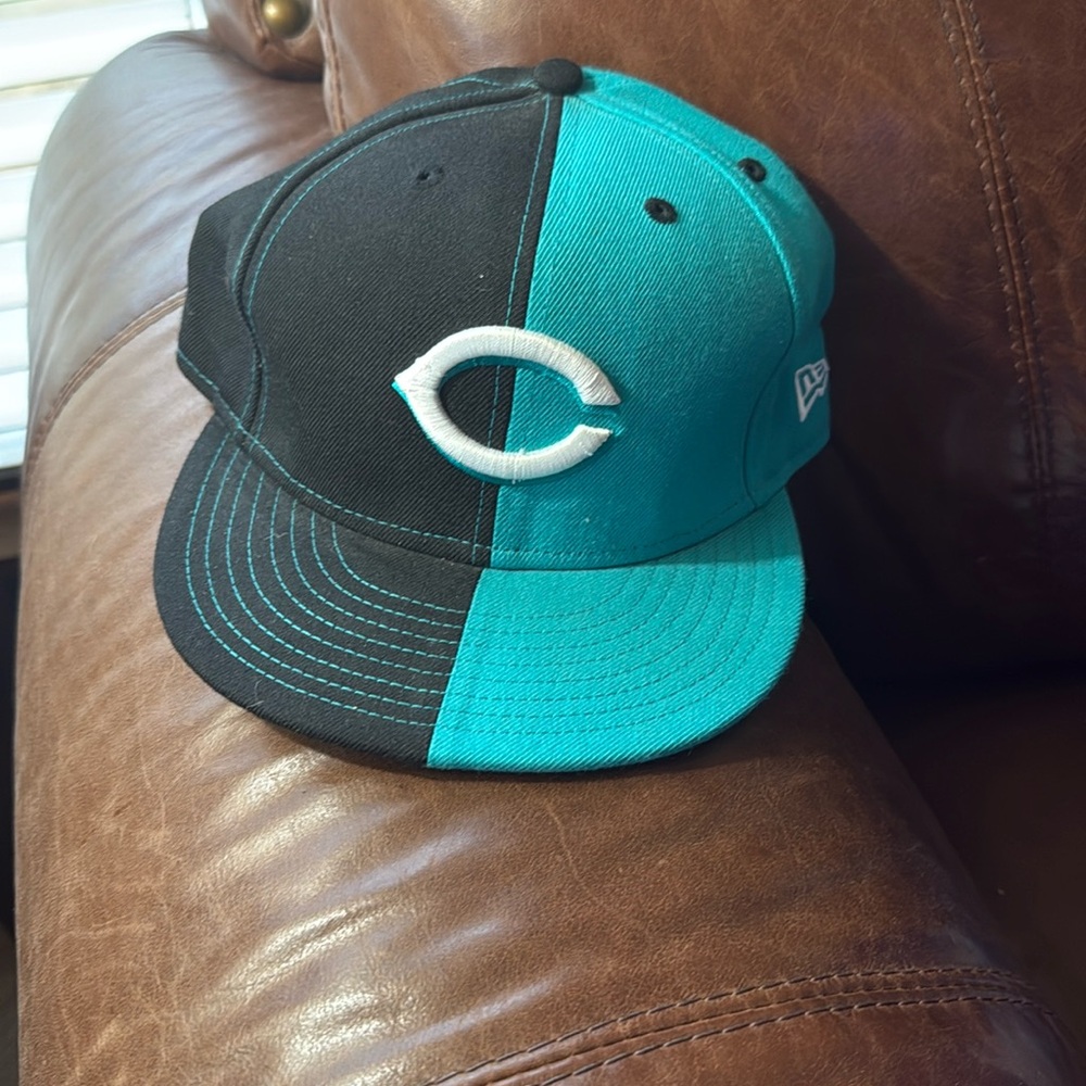 Cincinnati Reds fitted hat